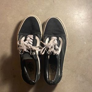 Black Low stop Vans Size 9